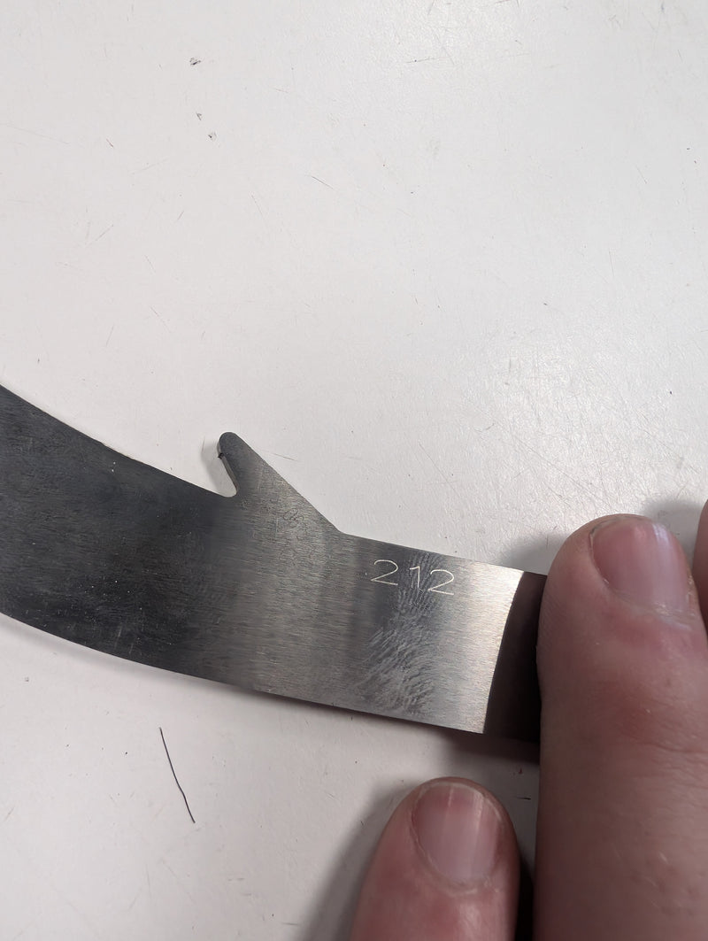 Load image into Gallery viewer, Step Steel Stainless ST Edge Size 212mm Hockey Skate Replacement Blades
