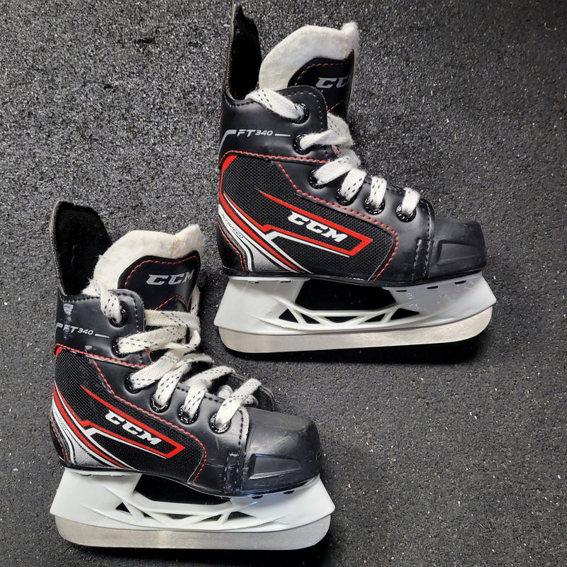 Load image into Gallery viewer, Used CCM Jetspeed FT340 Hockey Skates - Size: Youth 8
