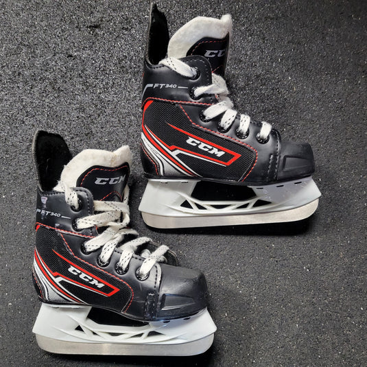 Used CCM Jetspeed FT340 Hockey Skates - Size: Youth 8