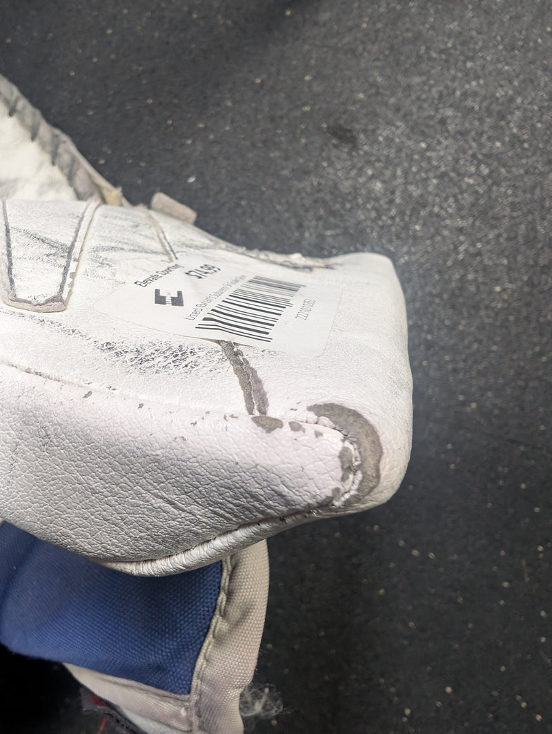 Load image into Gallery viewer, Used Brian&#39;s Subzero Sr Goalie Glove
