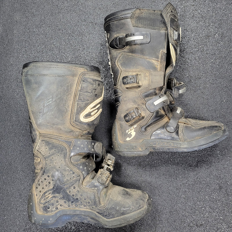 Load image into Gallery viewer, Used Alpinestars Tech 3 Motocross Boots - Size: 9
