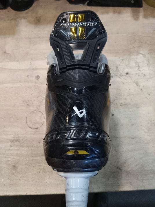 Used Bauer Supreme M5 Pro Int. 4.5 Fit 3 Hockey Skates