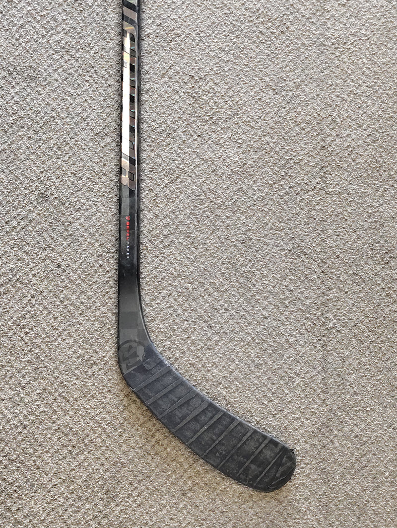 Load image into Gallery viewer, Used Warrior Novium INT (65 flex) Hockey Stick

