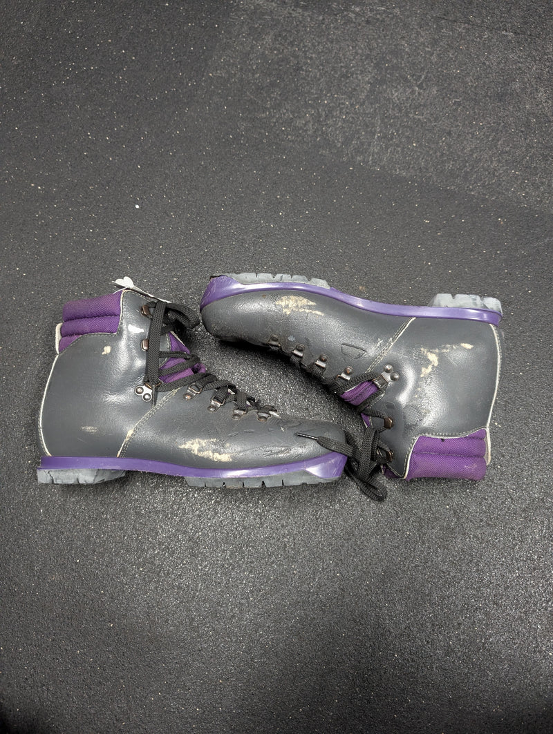 Load image into Gallery viewer, Used Alpina NNN BC 1000 Grey/Purple Cross Country Boots Size 44
