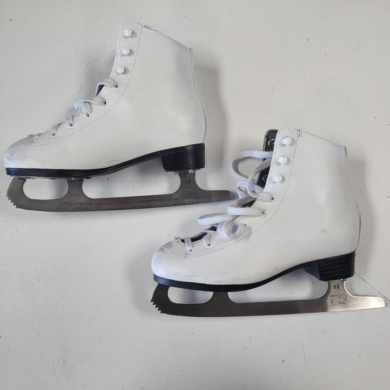 Load image into Gallery viewer, Used Winnwell Figure Skates - Size: 3
