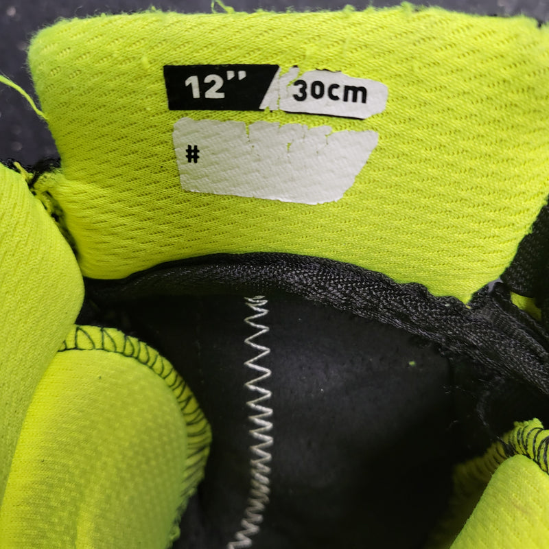 Load image into Gallery viewer, Used Bauer Vapor 2X Hockey Gloves - Size: 12"

