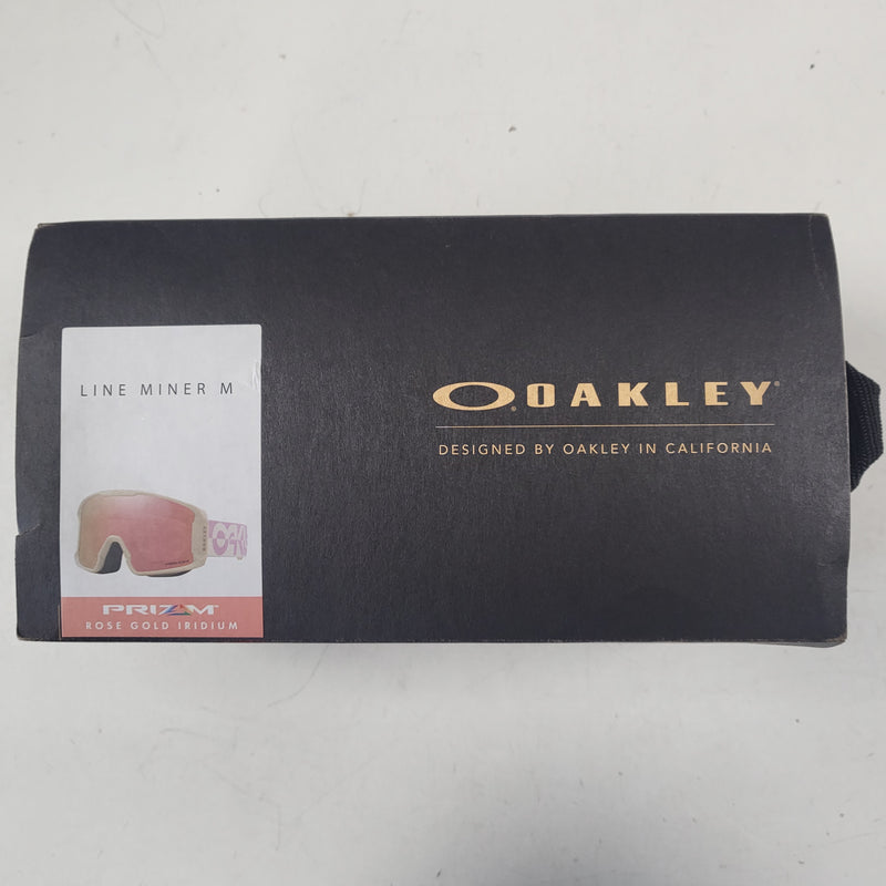 Load image into Gallery viewer, New In Box Oakley Line Miner Ski Goggles - Size: Medium
