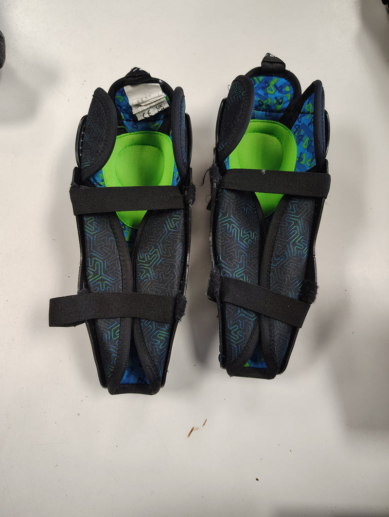 Load image into Gallery viewer, Used Bauer X Shin Guards 10"

