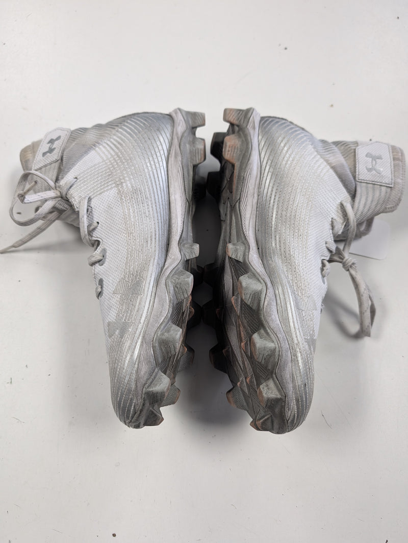 Load image into Gallery viewer, Used Under Armour Football Cleats
