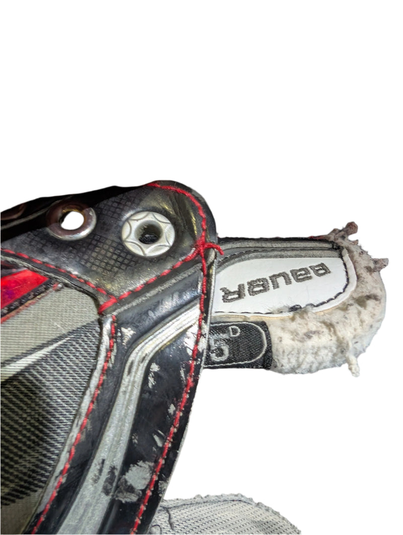 Load image into Gallery viewer, Used Bauer Vapor X-Shift Size 5 D Ice Hockey Skates
