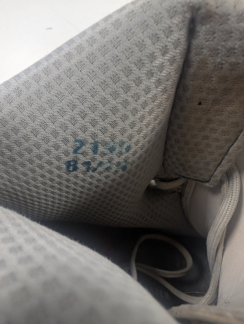 Load image into Gallery viewer, Used Jackson Freestyle Figure Skates Size 8.5
