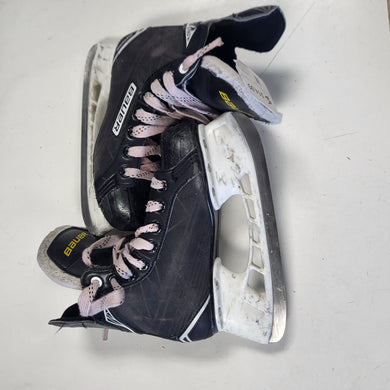 Used Bauer Supreme S140 Jr Size 2D Hockey Skates