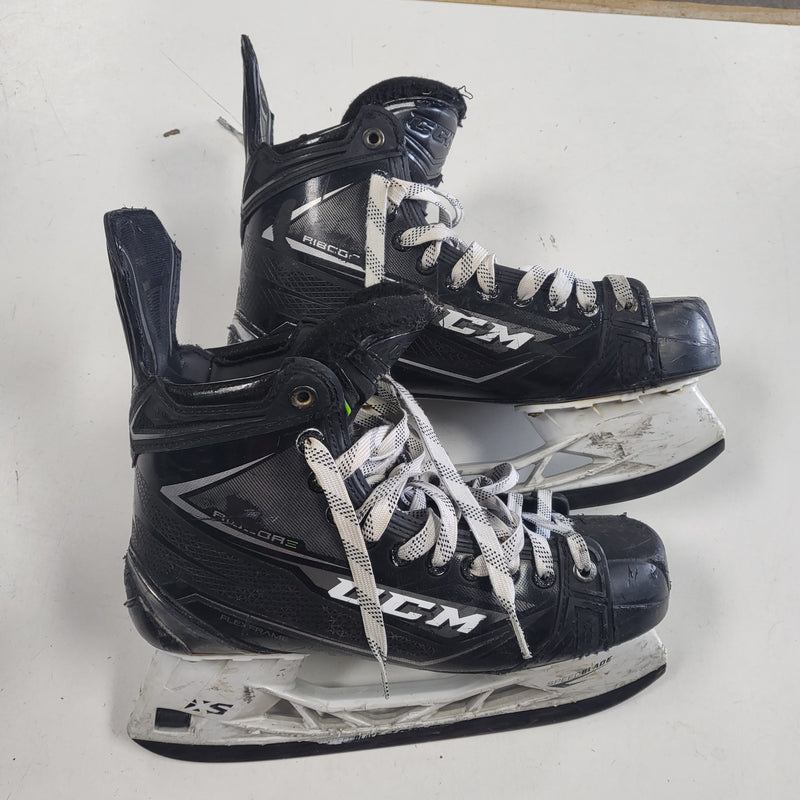 Load image into Gallery viewer, Used CCM Ribcor 80k Hockey Skates Size 9
