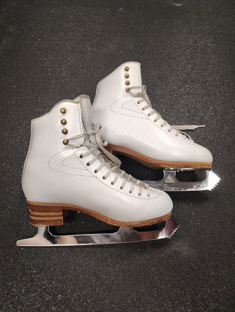 Load image into Gallery viewer, Used Jackson Premiere Size 4.5 Figure Skates
