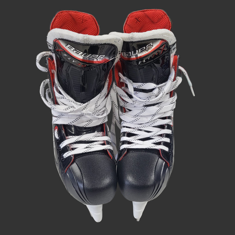 Load image into Gallery viewer, Once Used Bauer Vapor Fly30 Sr. Size 8 EE Hockey Skates
