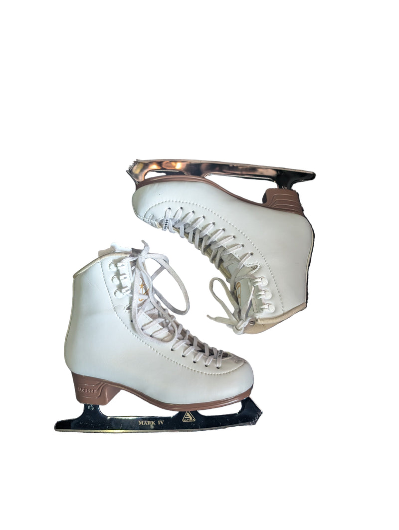 Load image into Gallery viewer, Used Jackson Artiste Size 2.5C Girls Figure Skates
