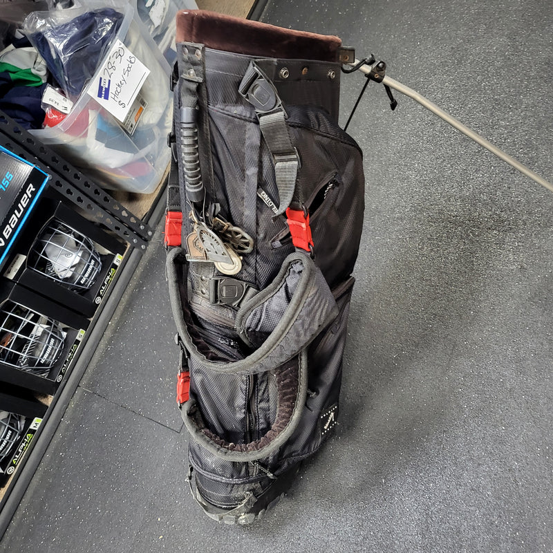 Load image into Gallery viewer, Used BELDING Sports Balance Max Golf Stand Bag
