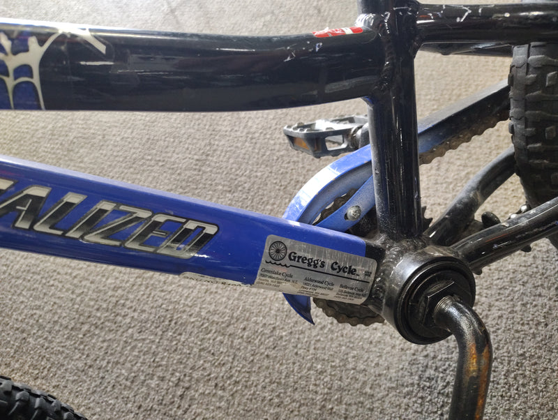 Load image into Gallery viewer, Used Specialized Hotrock Children Bicycle 16"
