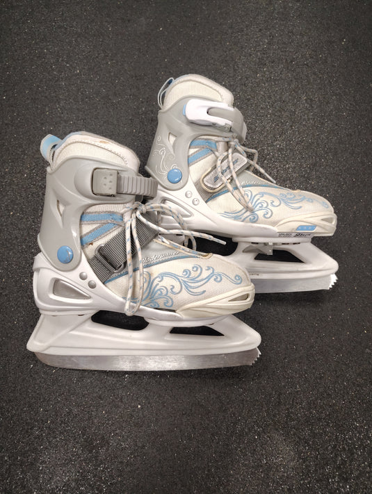 Used Bladerunner Ice Skates Size 1-4 w/toe pick
