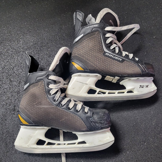 Used Bauer Supreme One .4 Hockey Skates Size 5