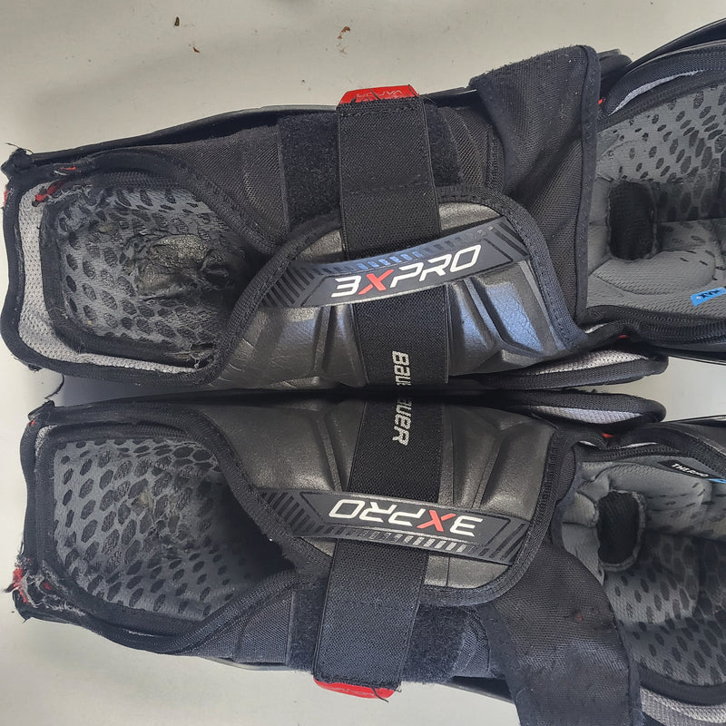 Load image into Gallery viewer, Bauer Vapor 3X Pro Intermediate Shin Guards 14"
