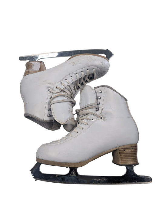 Used Jackson Freestyle Figure Skates Size 8.5
