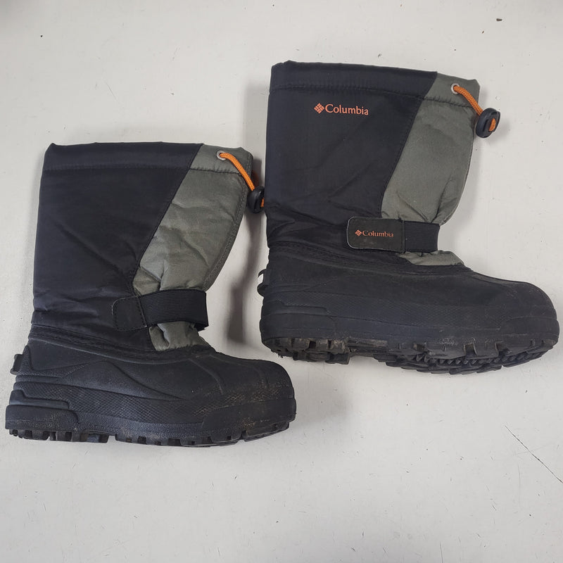 Load image into Gallery viewer, Used Columbia powderbug plus Black Kids Size Specific 13 Boots

