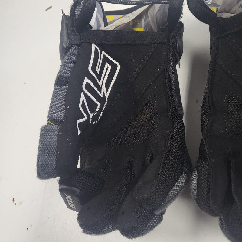 Load image into Gallery viewer, Used STX Stallion Lacrosse Gloves Size Small
