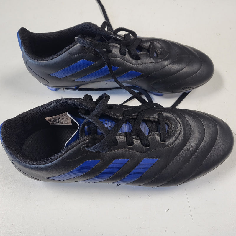 Load image into Gallery viewer, Used Adidas FG Soccer Cleats - Size 6
