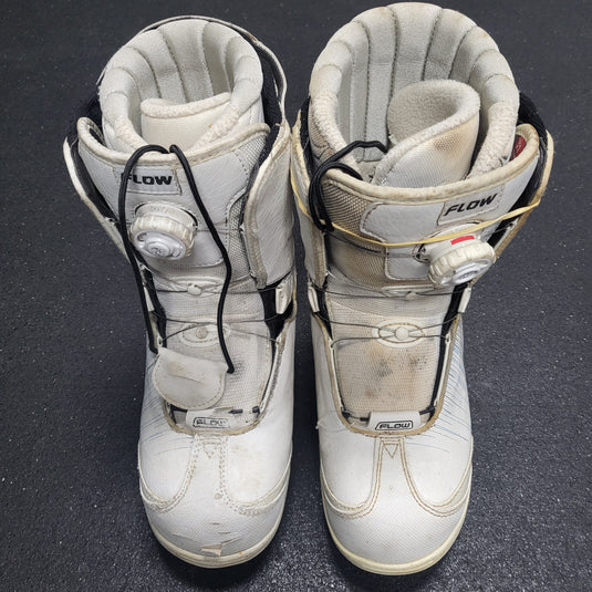 Used Flow Lotus Women's Snowboard Boots - Size: 8.5