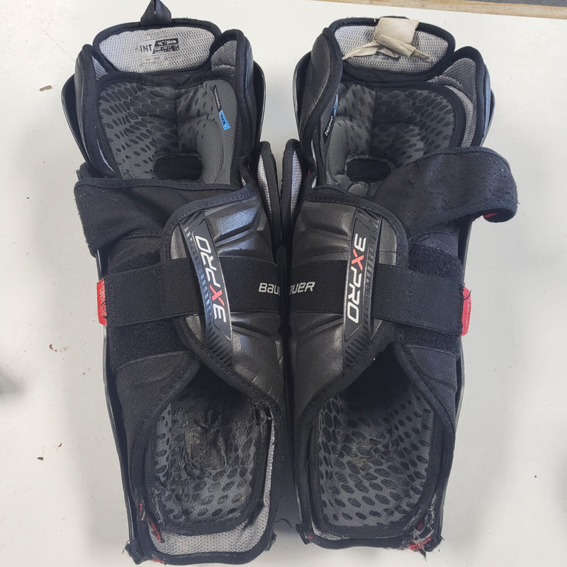 Load image into Gallery viewer, Bauer Vapor 3X Pro Intermediate Shin Guards 14"
