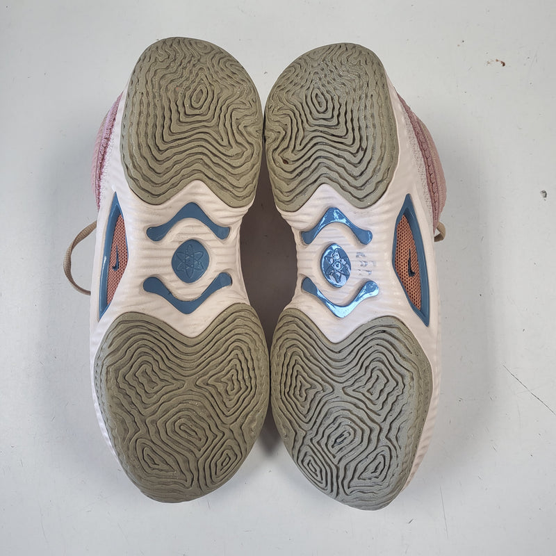 Load image into Gallery viewer, Slightly Used Nike Cosmic Unity 3 Guava Ice Colorway Size 11
