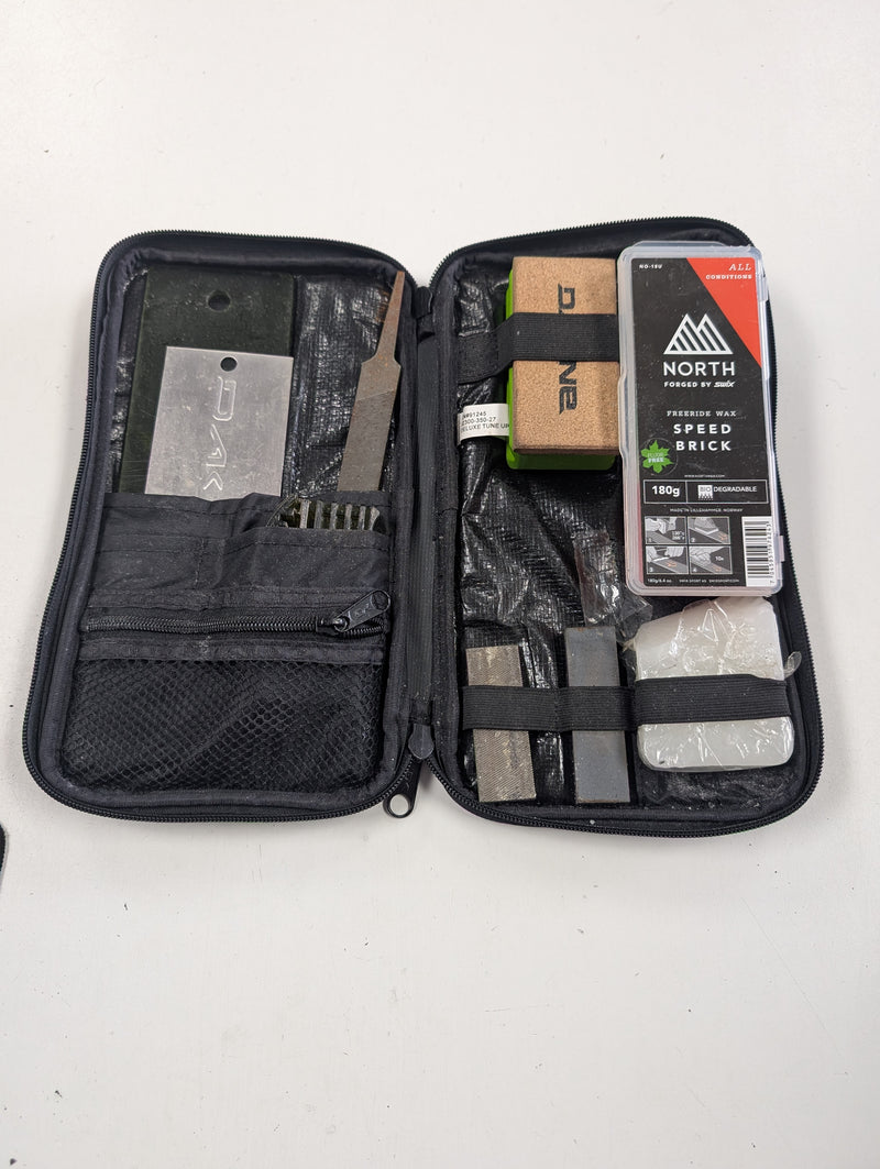 Load image into Gallery viewer, Used Dakine Deluxe Tune Snowboard/Ski Tuning Kit

