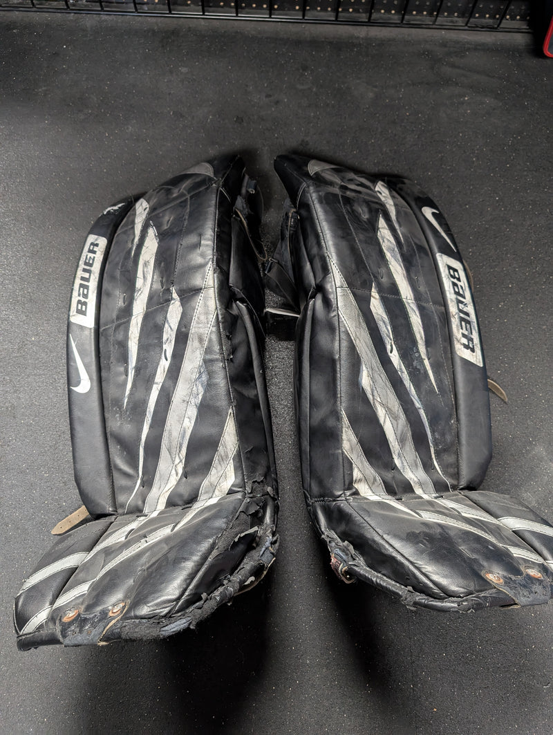 Load image into Gallery viewer, Used Nike Bauer Supreme One55SE Senior 34&quot; Goalie Leg Pads
