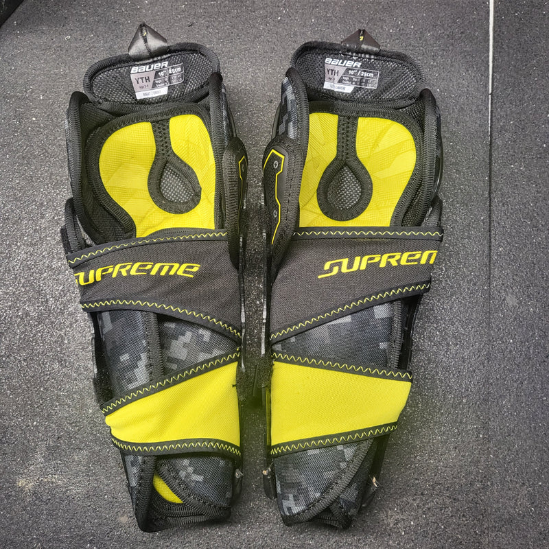 Load image into Gallery viewer, Used Bauer Supreme Mach Youth Shin Guard 10"
