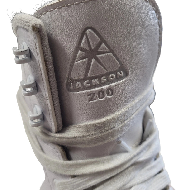 Load image into Gallery viewer, Used Jackson 200 Figure Skates Size 3
