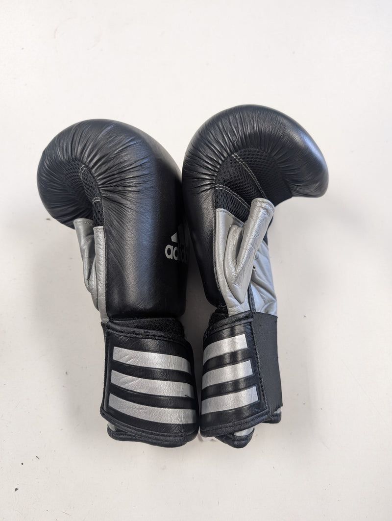 Load image into Gallery viewer, Used Adidas Punching Bag Gloves Size L/XL

