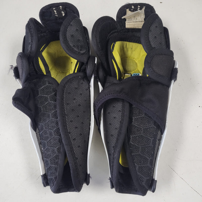Load image into Gallery viewer, Used Bauer Supreme 2S Shin Guards - Size: 10"
