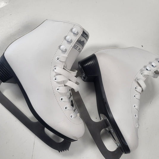 Lake Placid figure skates slightly used size 3