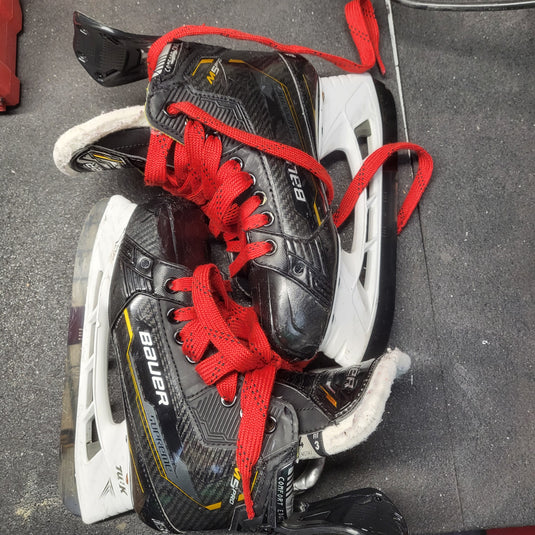 Used Bauer Supreme M5 Pro Size 4 Hockey Skates