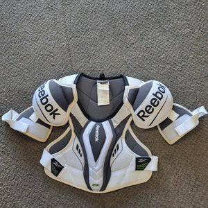Used Reebok 20K Shoulder Pads Youth Large