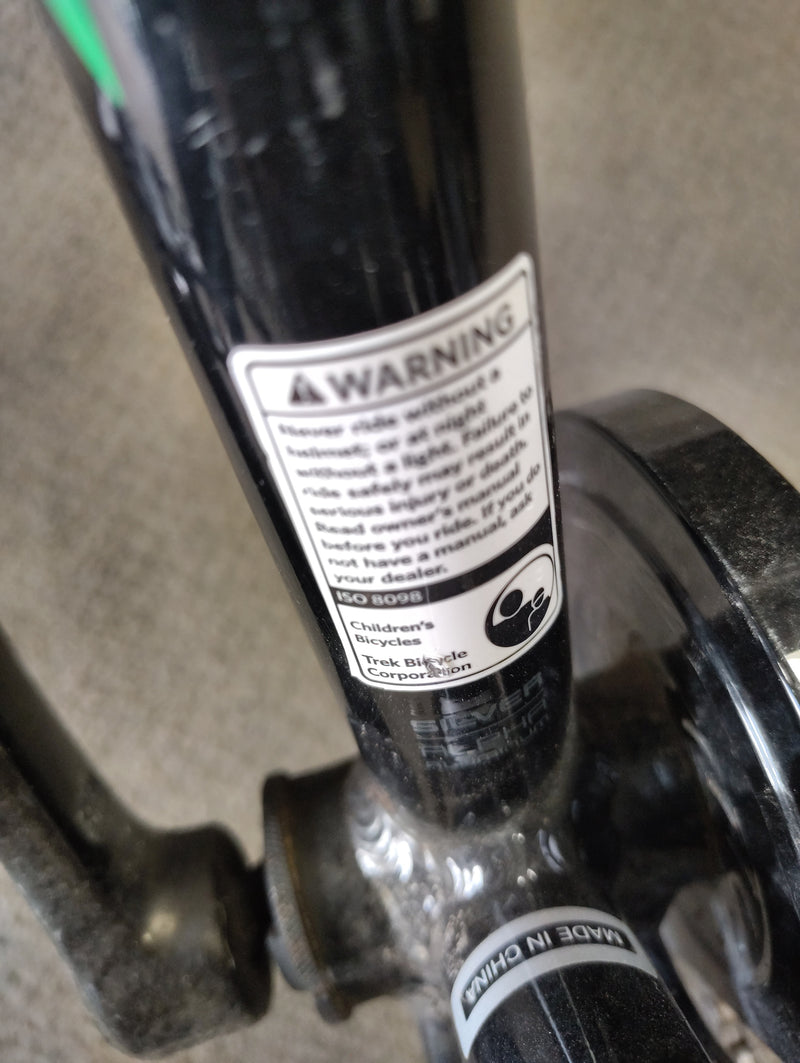 Load image into Gallery viewer, Used Trek Precaliber 16 Kids Bicycle W 16" Wheels And Training Wheels
