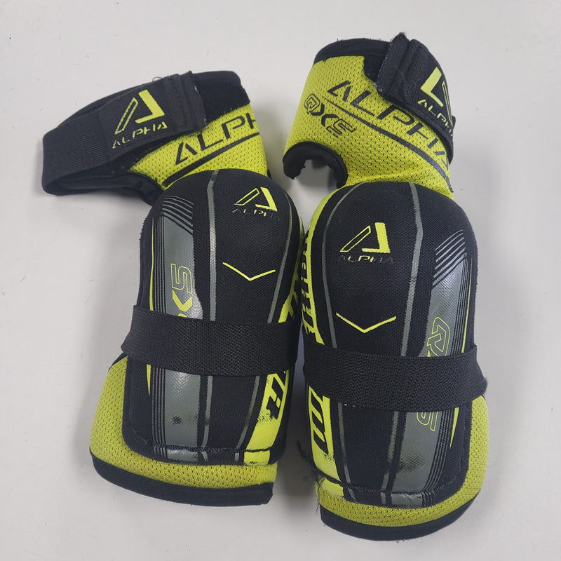 Load image into Gallery viewer, Used Warrior Alpha QX5 Junior Small Elbow Pads
