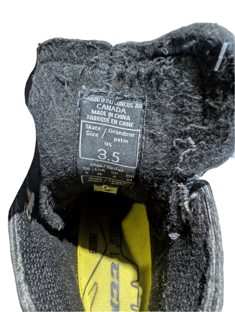 Load image into Gallery viewer, Used CCM Vector LE Size 3.5D Junior Hockey Skates
