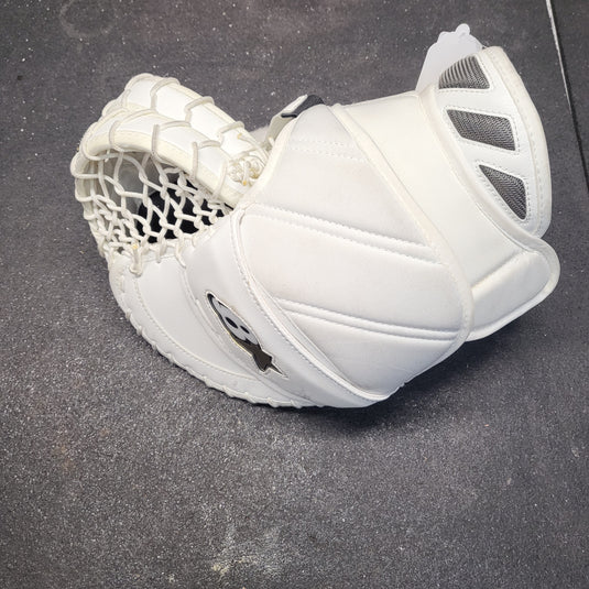Used Regular Brian's Gnetik V Junior Goalie Glove