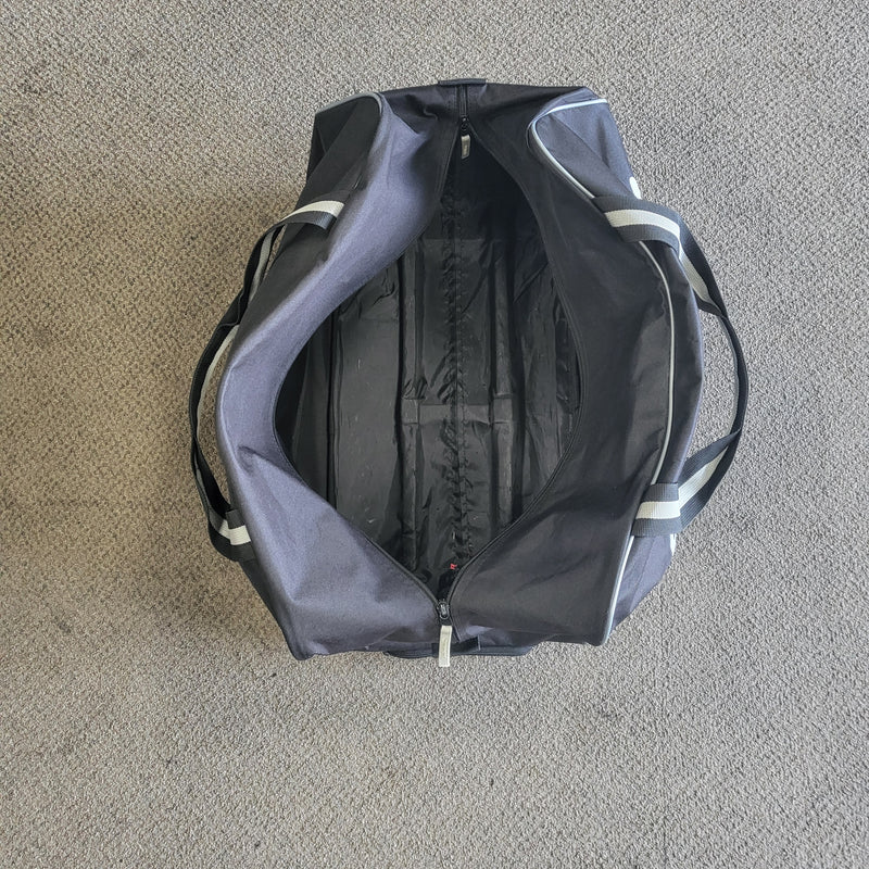 Load image into Gallery viewer, Used Bauer Hockey Equipment Hockey Roller Bag 25"
