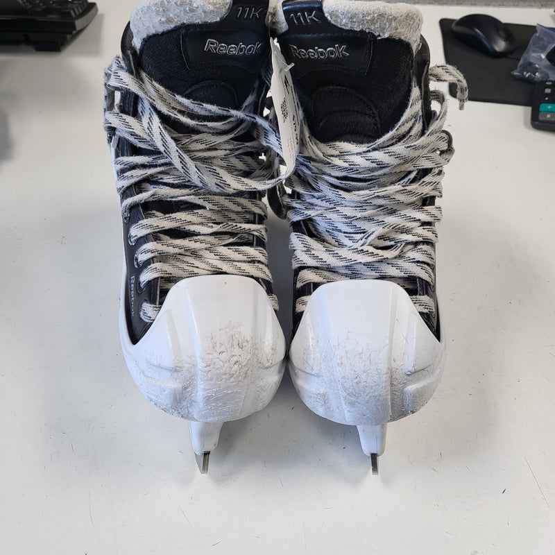 Load image into Gallery viewer, Used Reebok 11k Size 7.5 Goalie Skates
