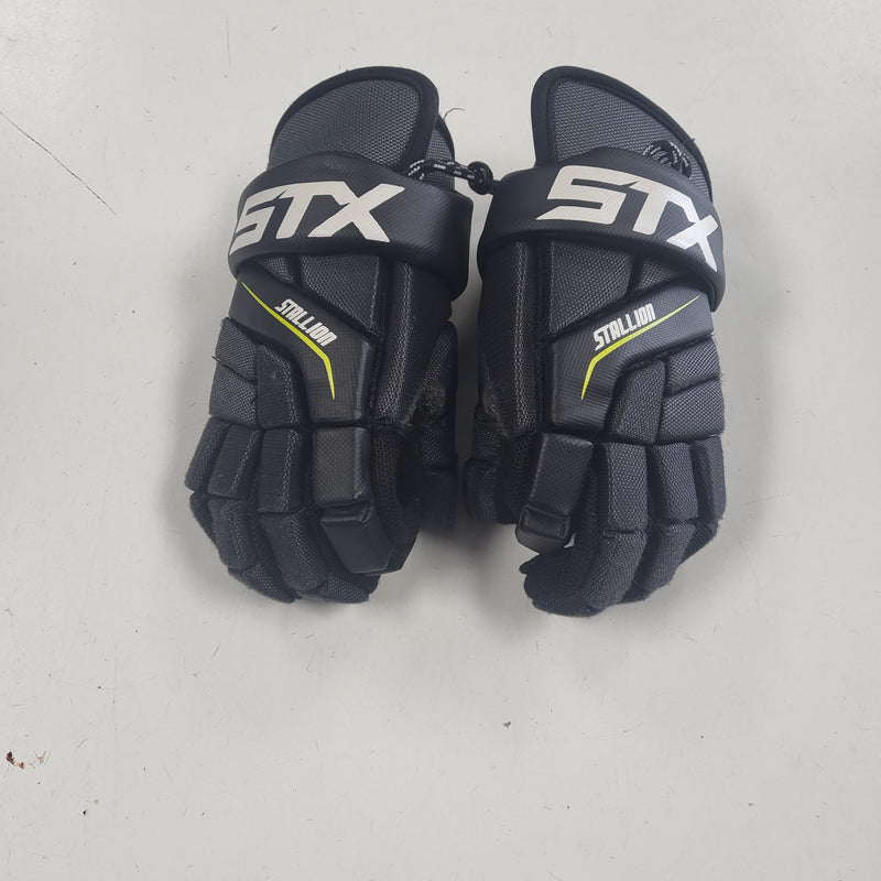 Load image into Gallery viewer, Used STX Stallion Lacrosse Gloves Size Small
