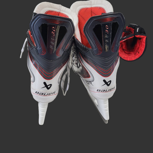 Once Used Bauer Vapor Fly30 Sr. Size 8 EE Hockey Skates