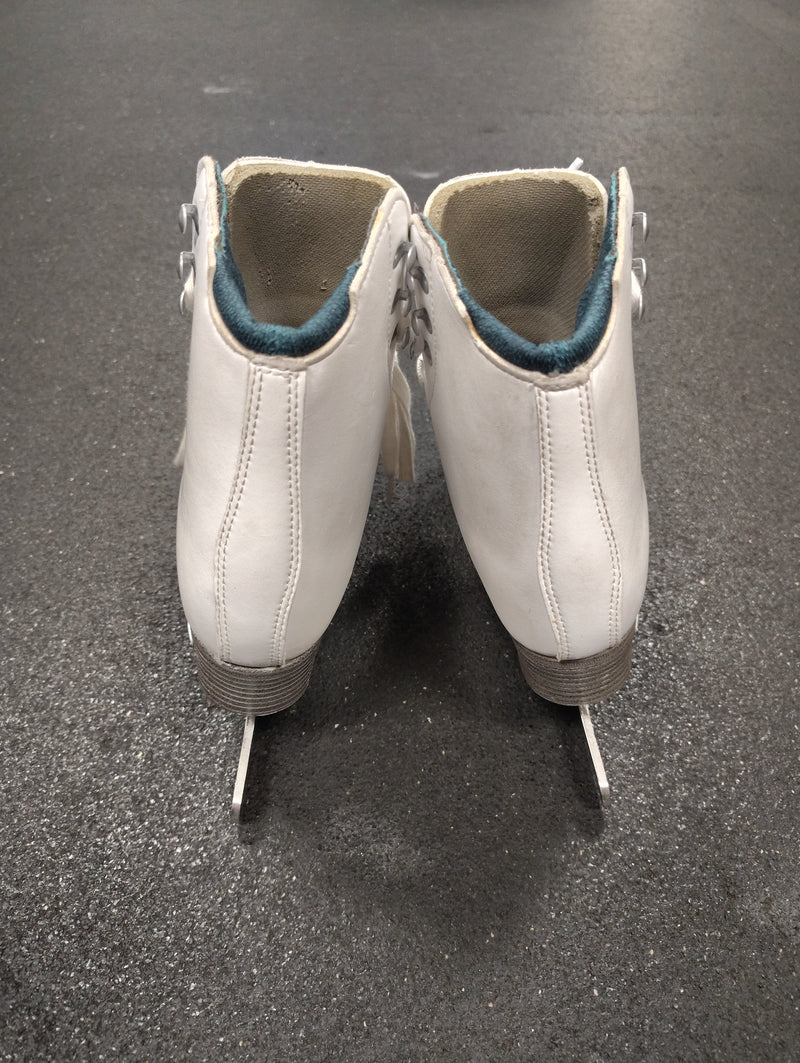 Load image into Gallery viewer, Used Riedell Emerald Size 5.5 Figure Skates
